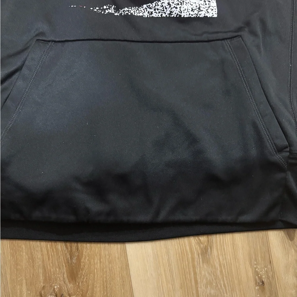 Nike Men's Black and Red Football Graphic Hoodie